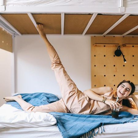 Gia Dormitory Vandrehjem Tel Aviv Eksteriør billede